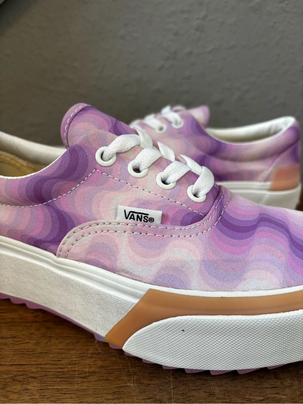 Vans Pink & Lavender Wave Pattern Platform Sneakers 7.5